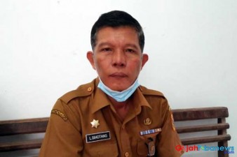 Sekretaris Daerah Kabupaten Dairi, Drs. Leonardus Sihotang